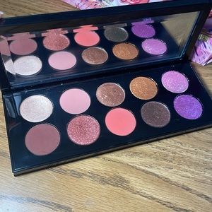 Pat McGrath Huetopian Dream eyeshadow palette
